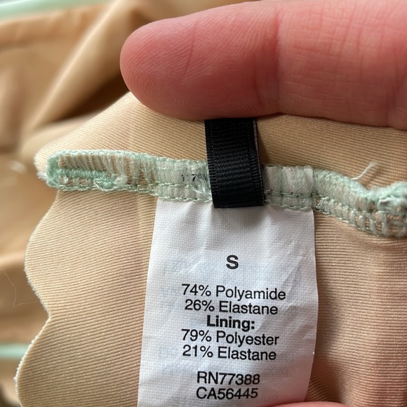 J Crew swim. Scalloped bikini. - Picture 5 of 7